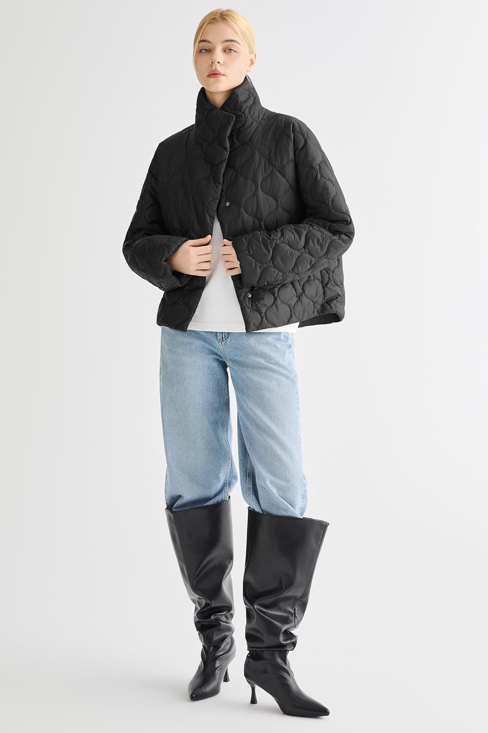 Orolay Women's Oversized Quilted Cropped Lightweight Puffer Jacket